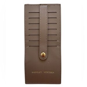 Badgley Mischka Taupe Leather 7 Card Holder